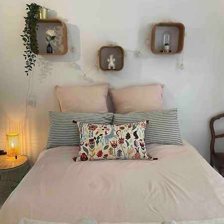 Charming Studio To Venelles 10 Minutes From Aix Exterior foto